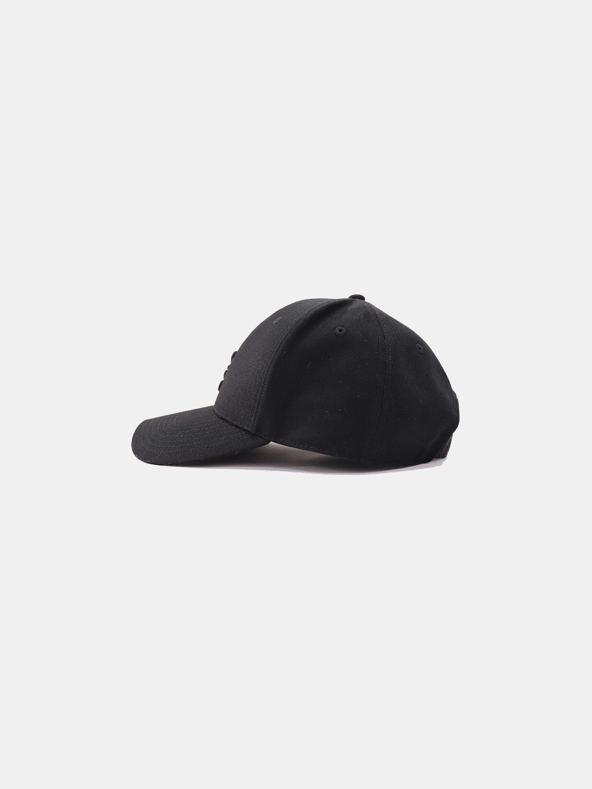 B logo Bent brim Cap